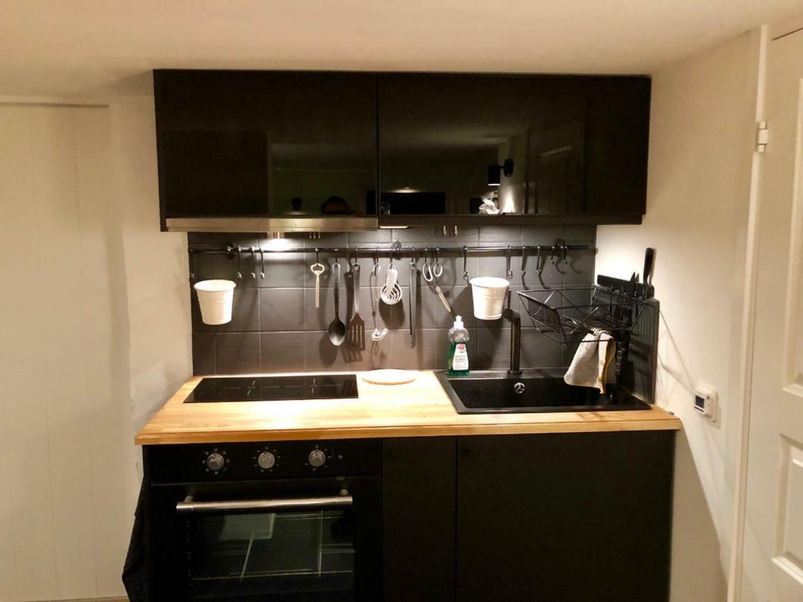 Lovely Studio Apartment Seaview & Private Sauna Lerum Εξωτερικό φωτογραφία